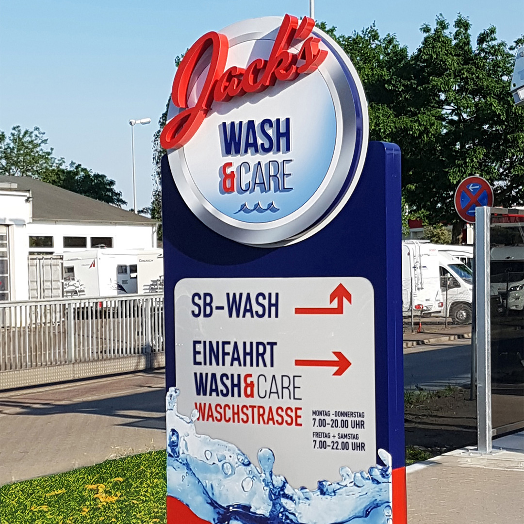 Jack’s Wash & Care Pylon