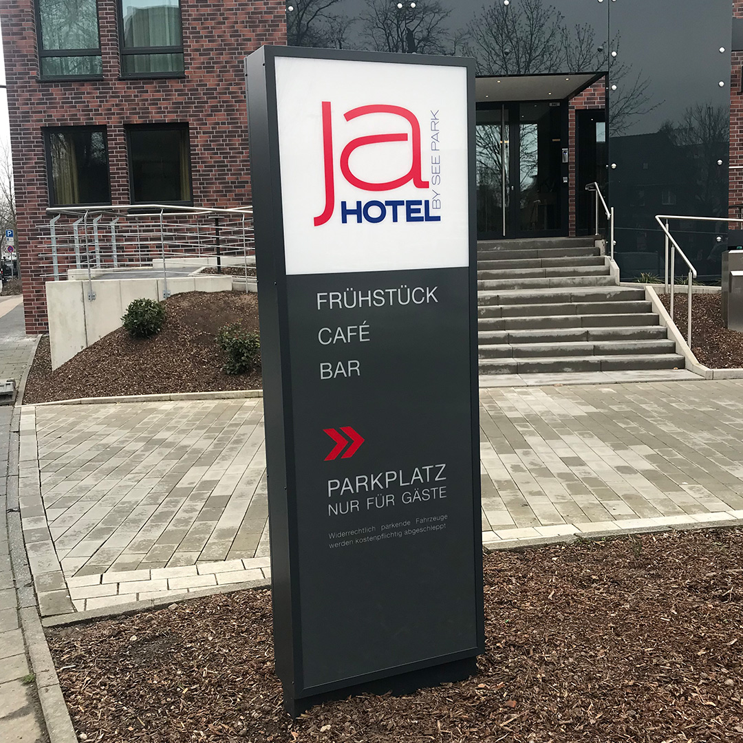 JaHotel Geldern Pylon