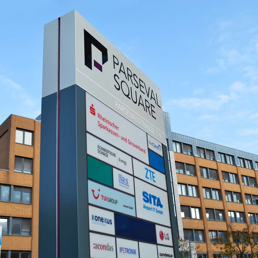 Parseval Square Düsseldorf Pylon